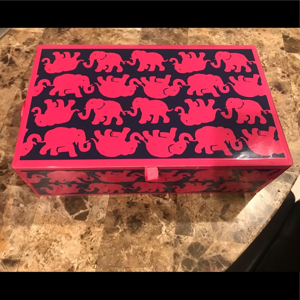 NWOT Lilly Pulitzer jewelry box and dish